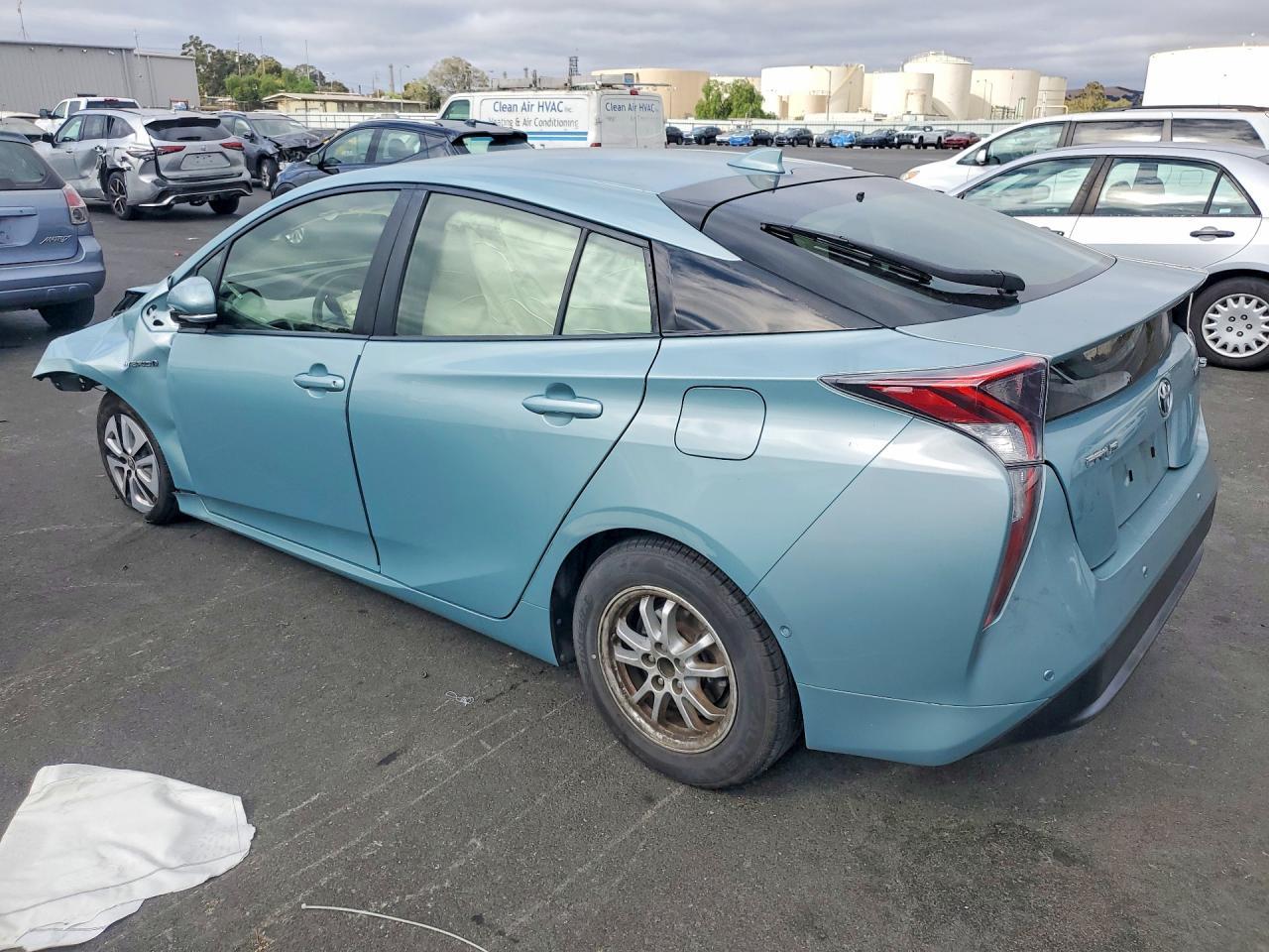 2017 Toyota Prius, Three