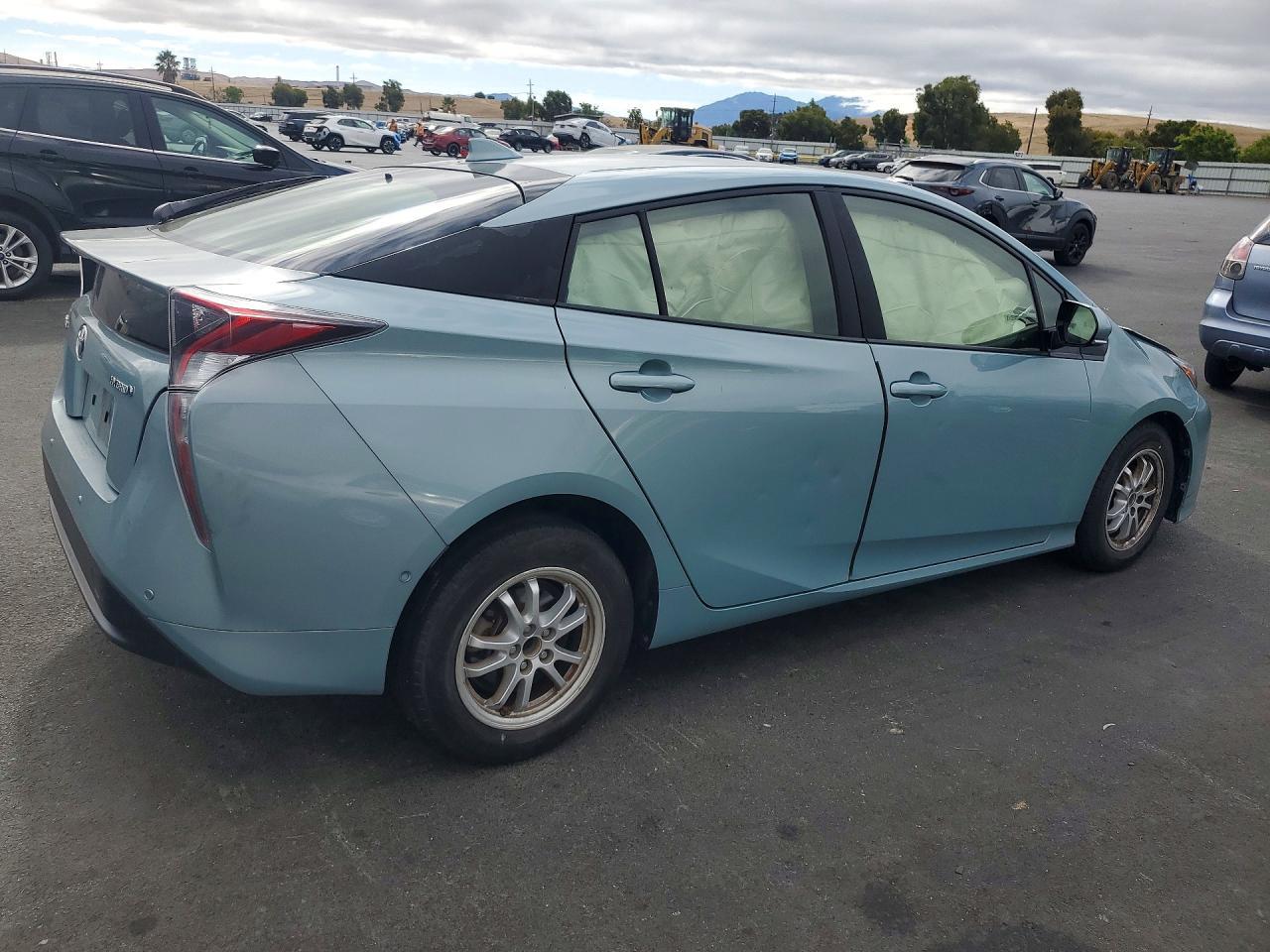 2017 Toyota Prius, Three