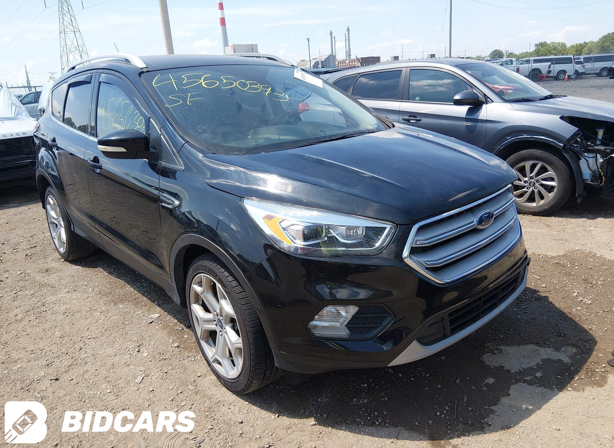 2019 Ford Escape, Titanium