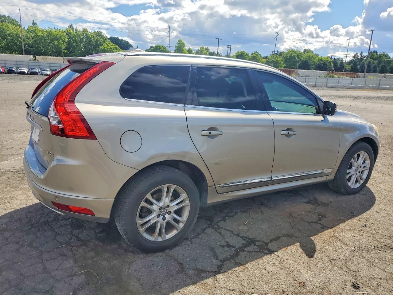 2016 Volvo XC60, T5 Premier