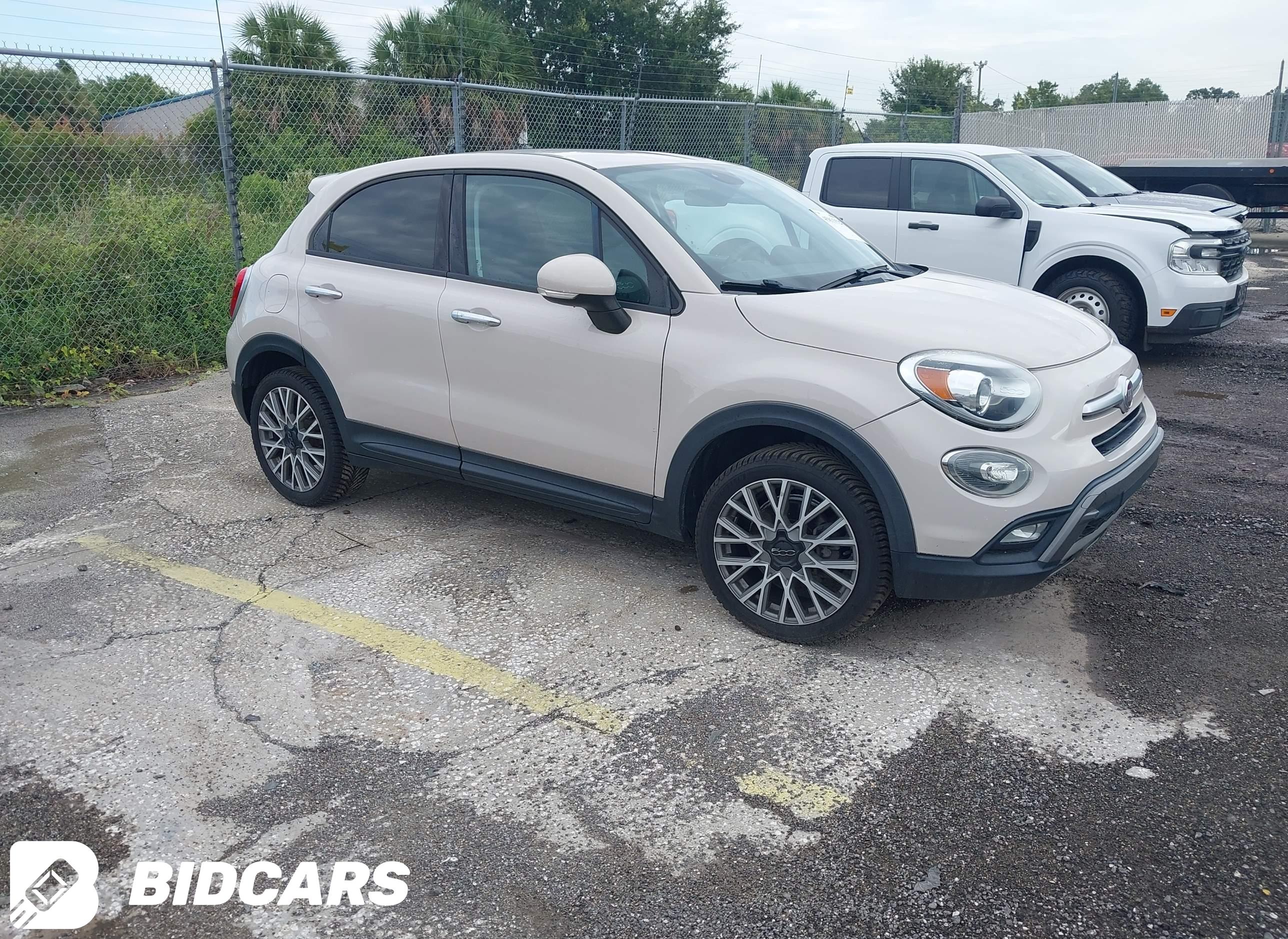 2016 Fiat 500X, Trekking