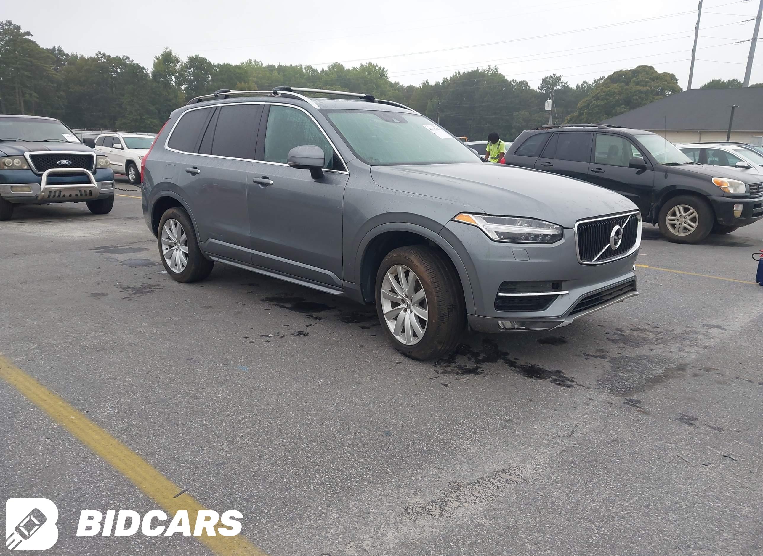 2016 Volvo XC90, T6 Momentum