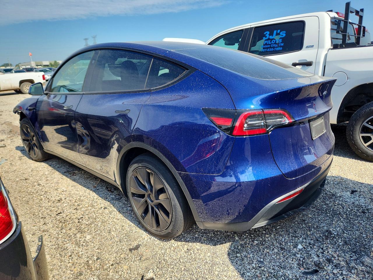 2025 Tesla MODEL Y