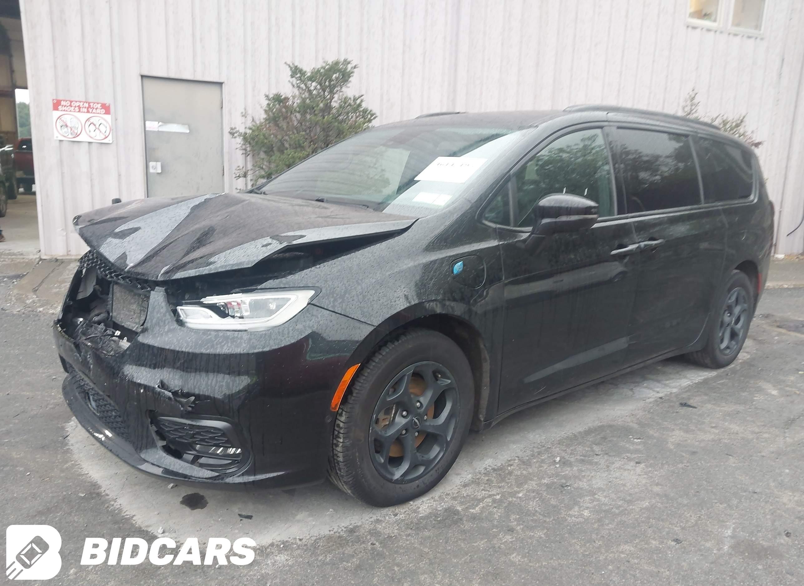 2021 Chrysler Pacifica, Hybri...