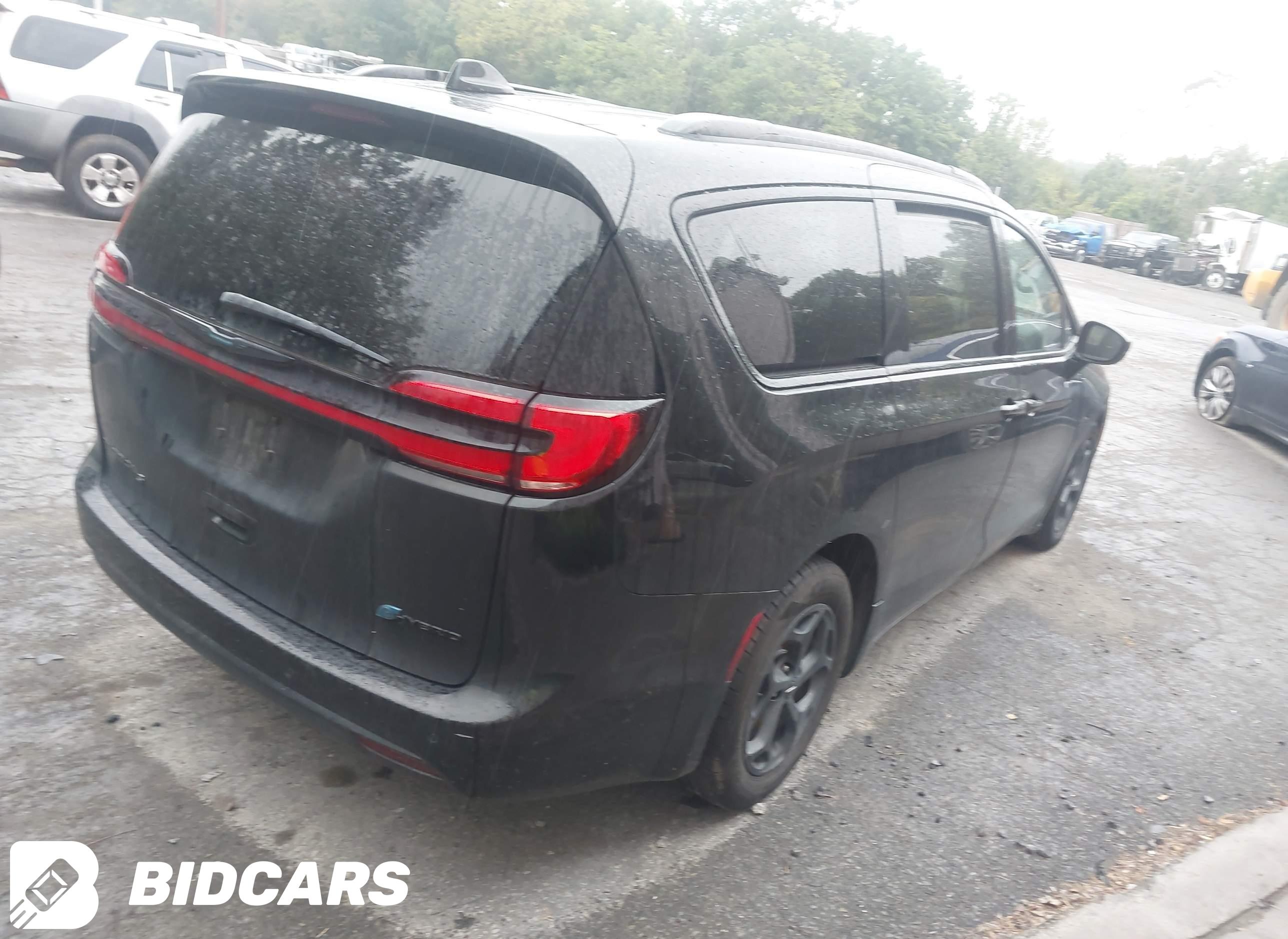 2021 Chrysler Pacifica, Hybri...