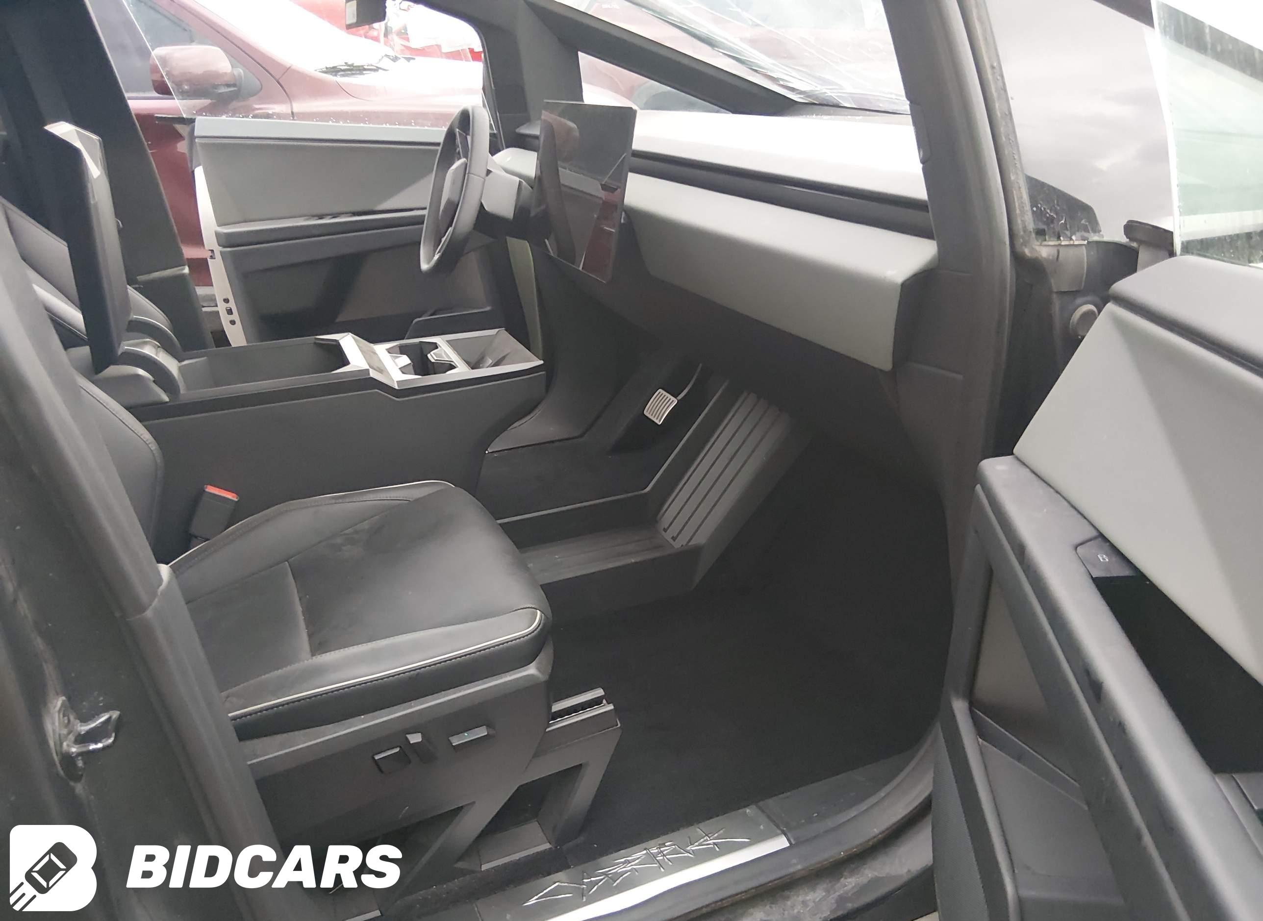 2025 Tesla Cybertruck, All-Wh...