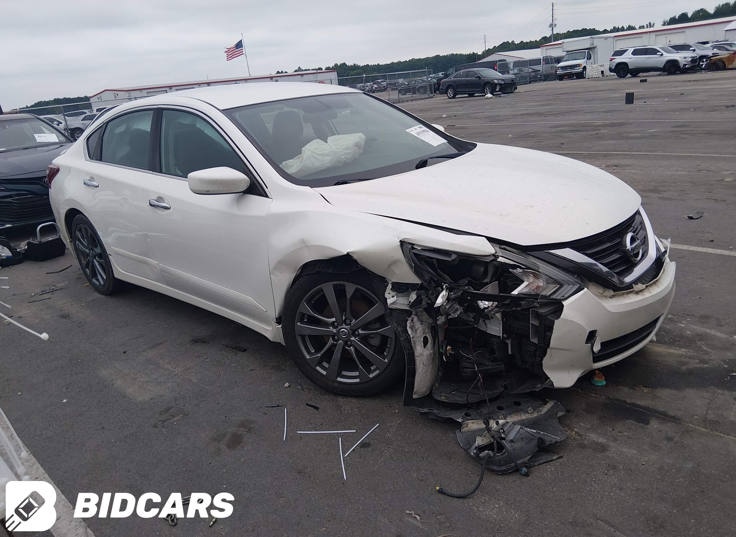 2018 Nissan Altima, 2.5 SR