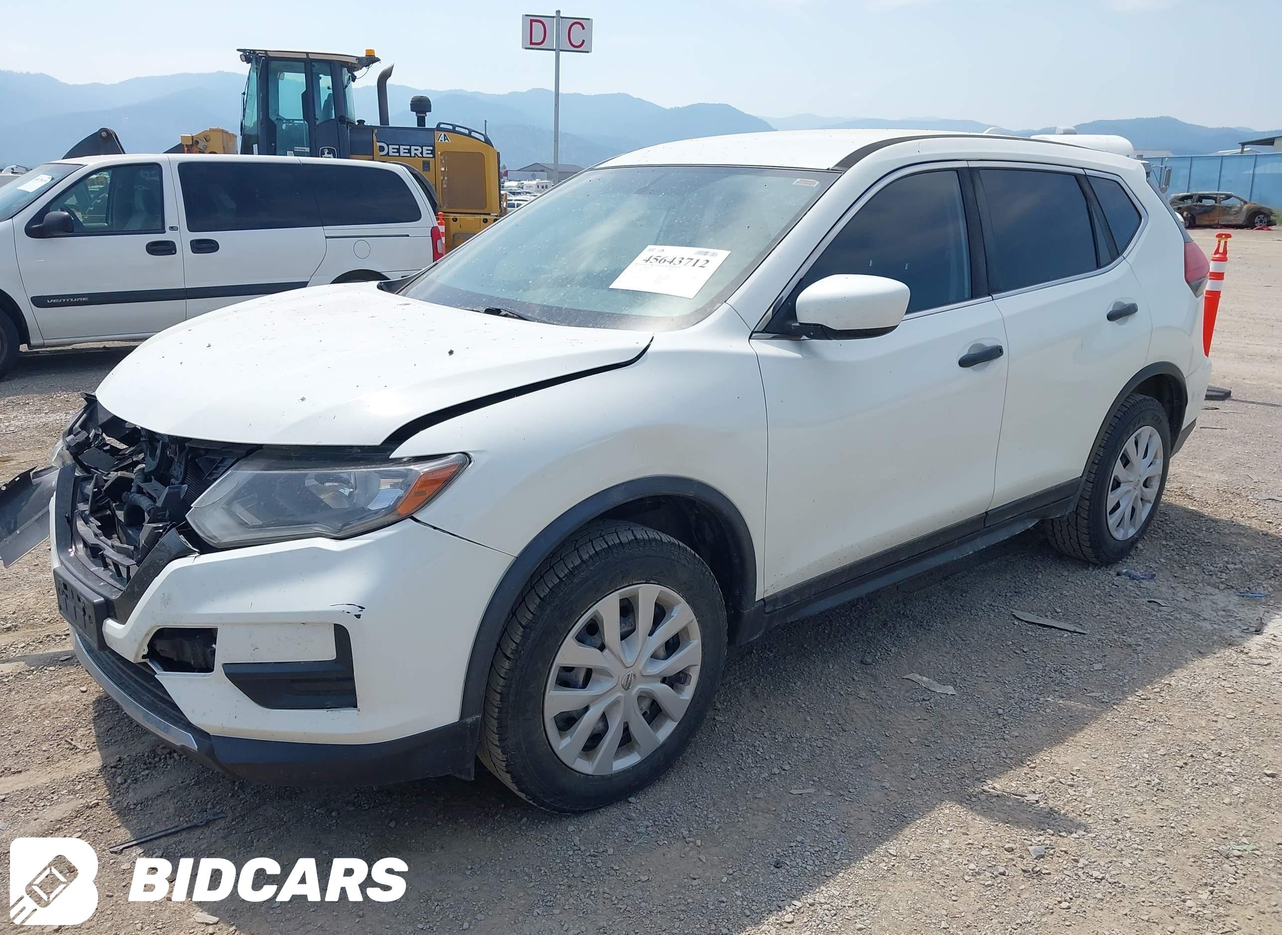 2017 Nissan Rogue, S