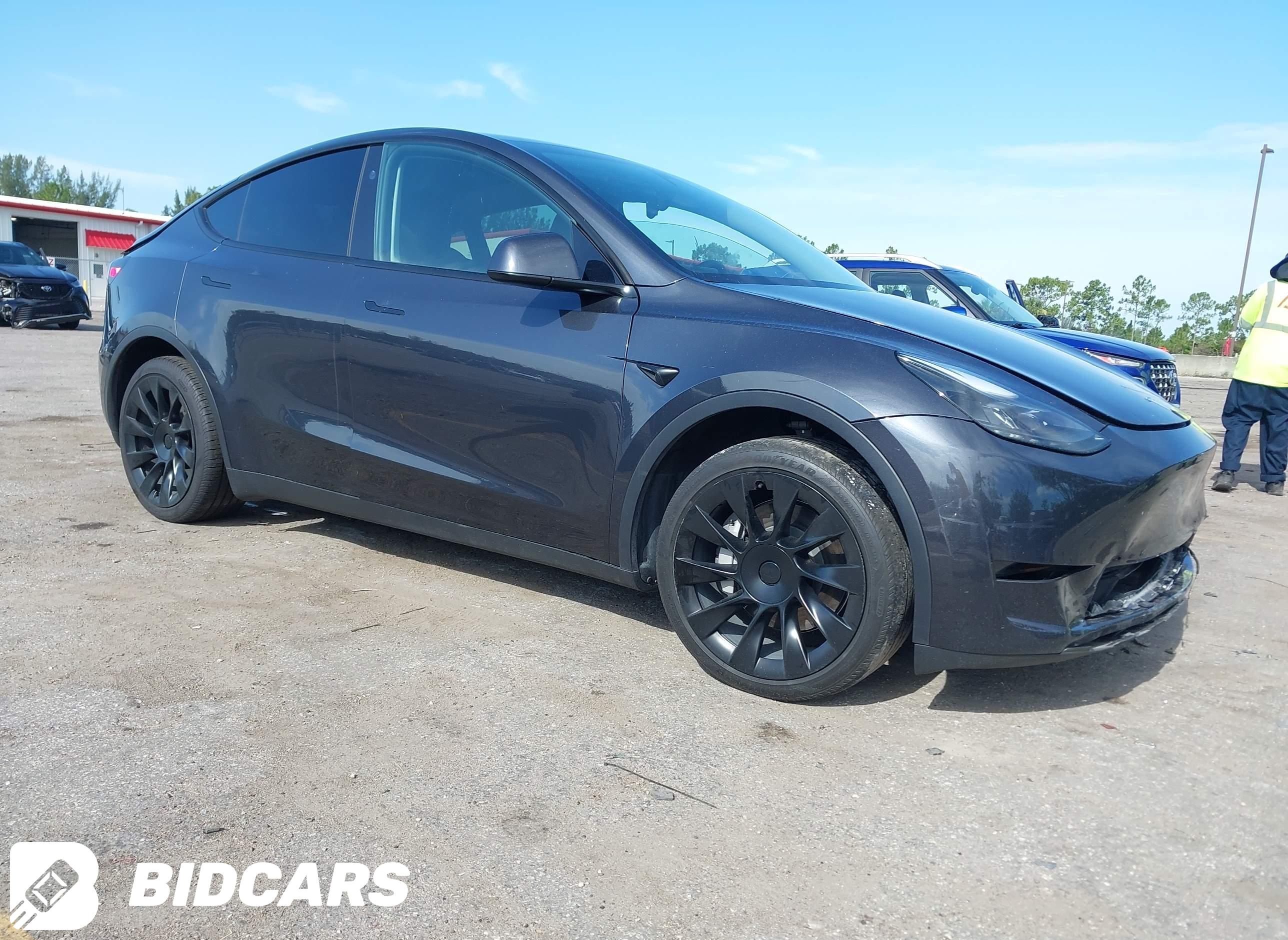 2024 Tesla Model Y, Long Rang...
