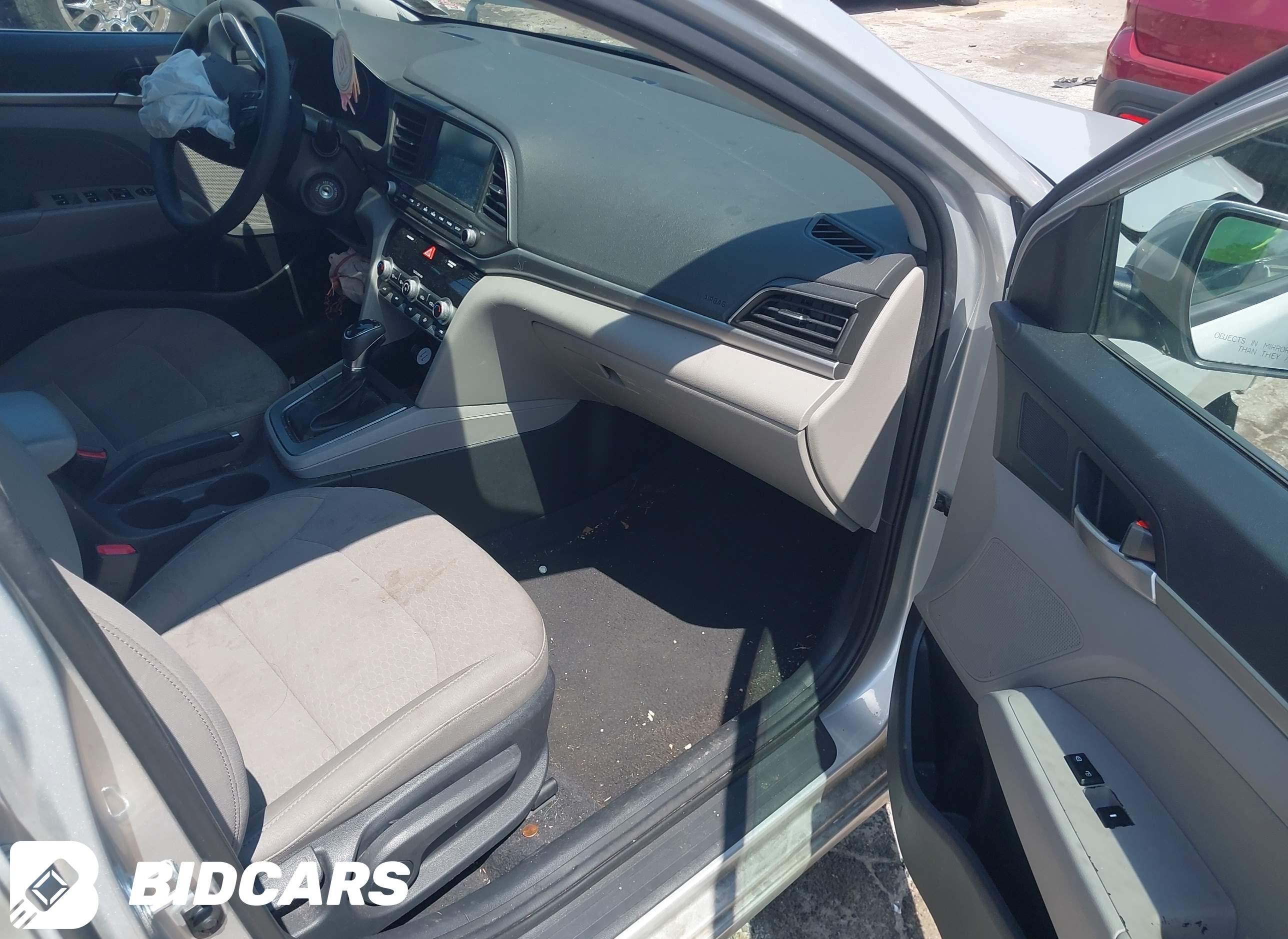 2020 Hyundai Elantra, Sel