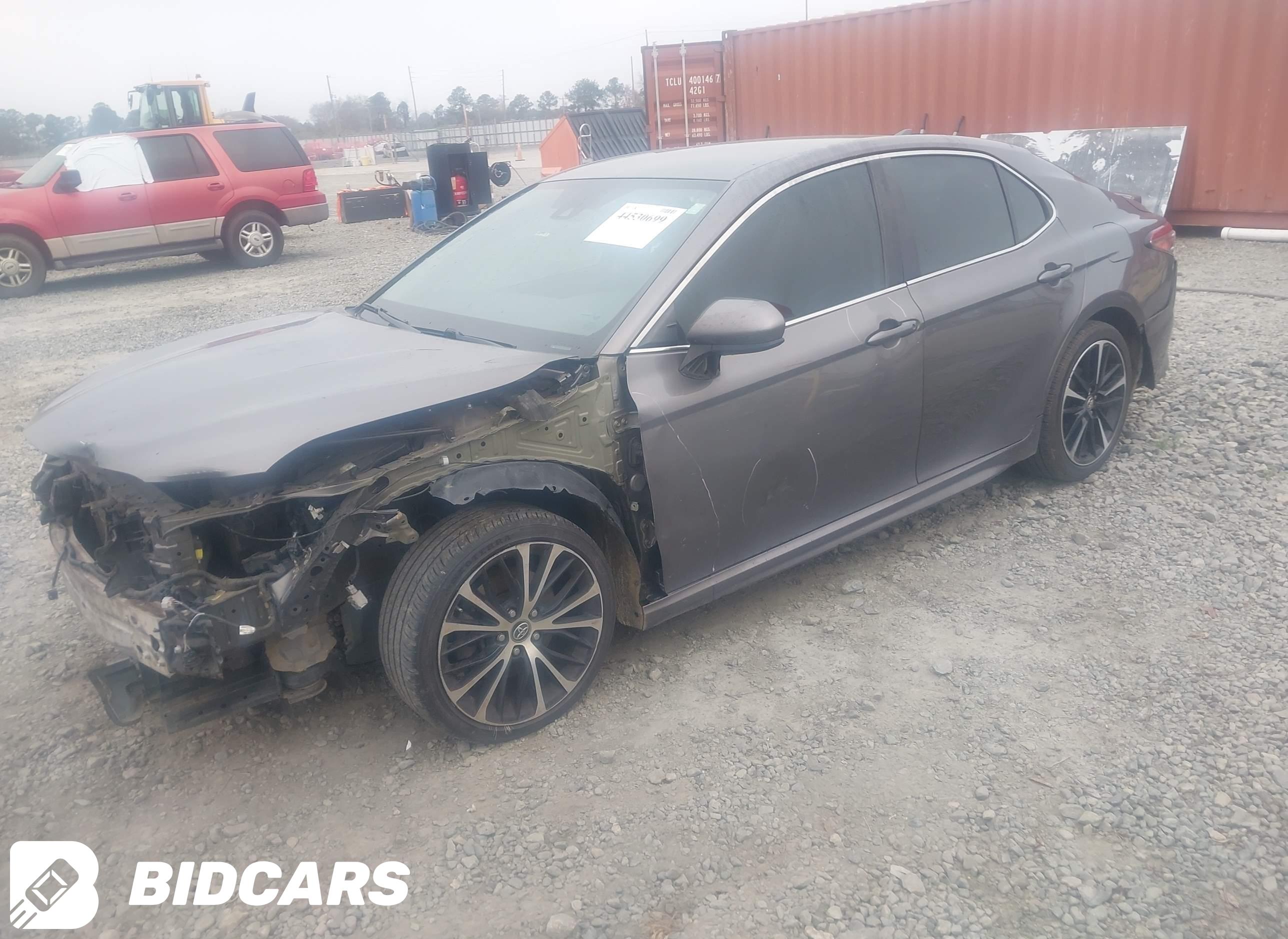 2019 Toyota Camry, SE