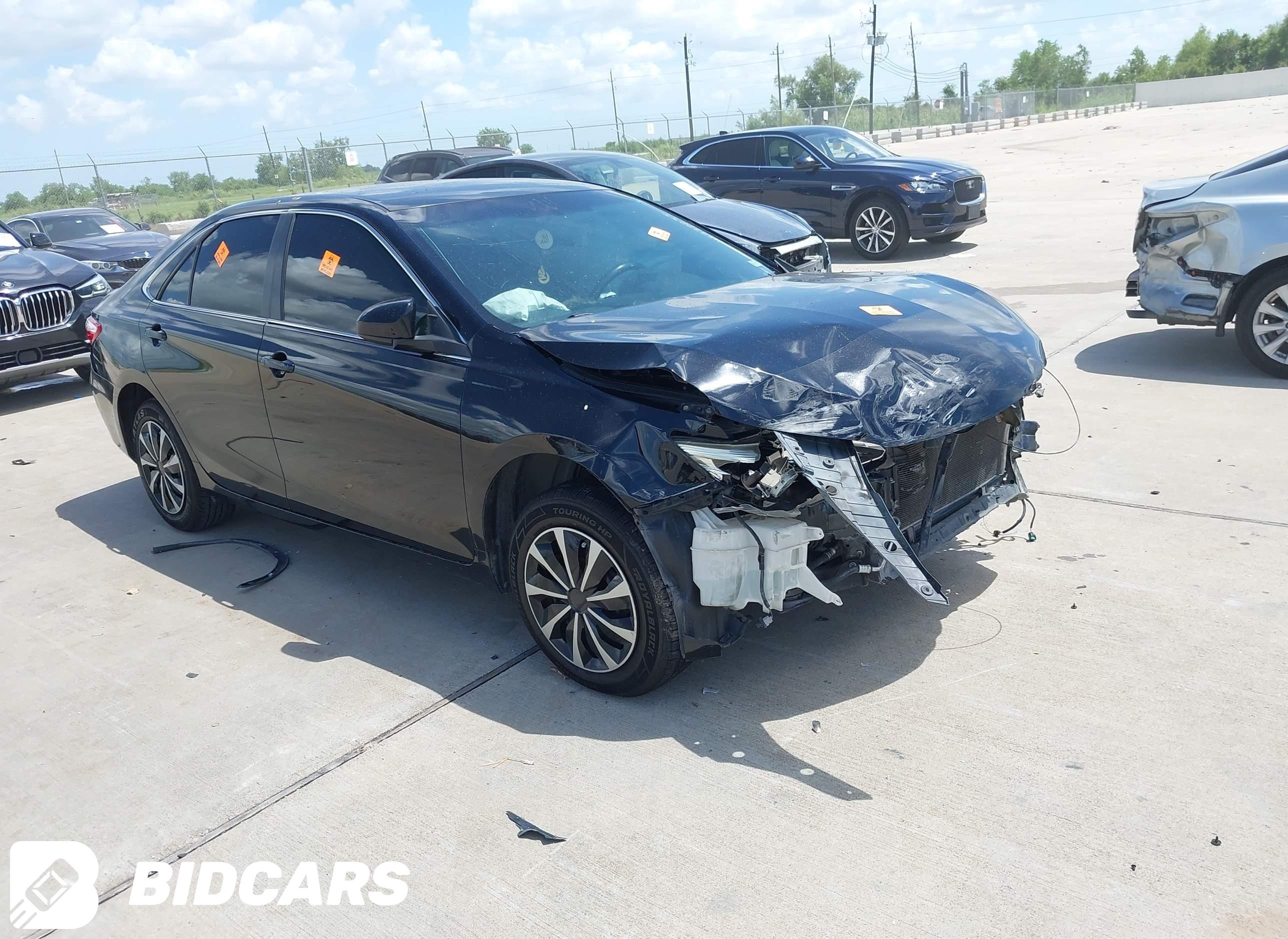 2017 Toyota Camry, LE