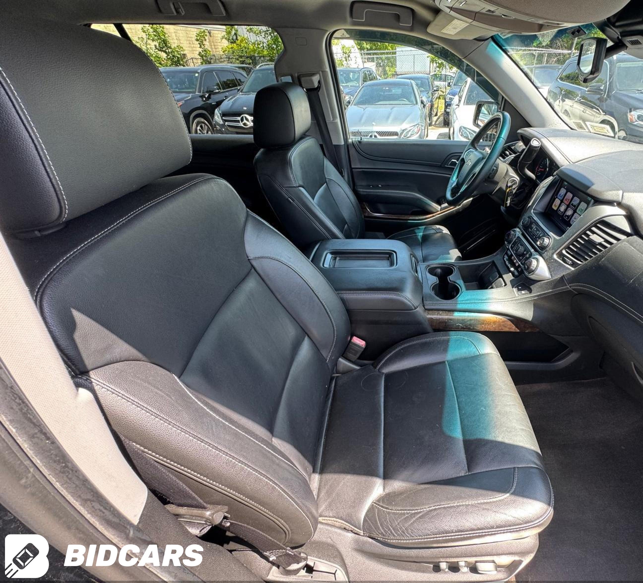 2018 Chevrolet Suburban, LT