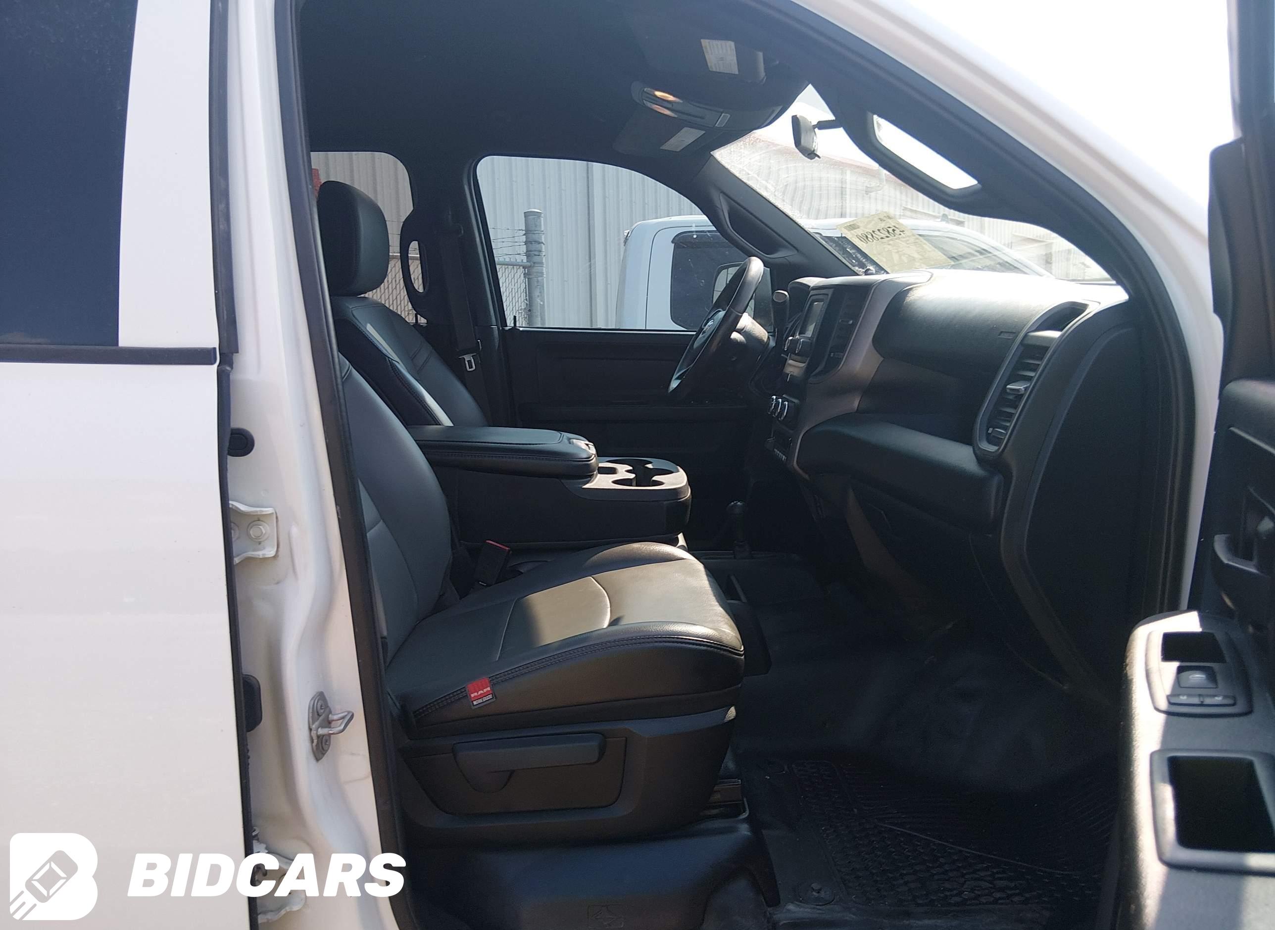 2021 RAM 2500, Tradesman  4X4...