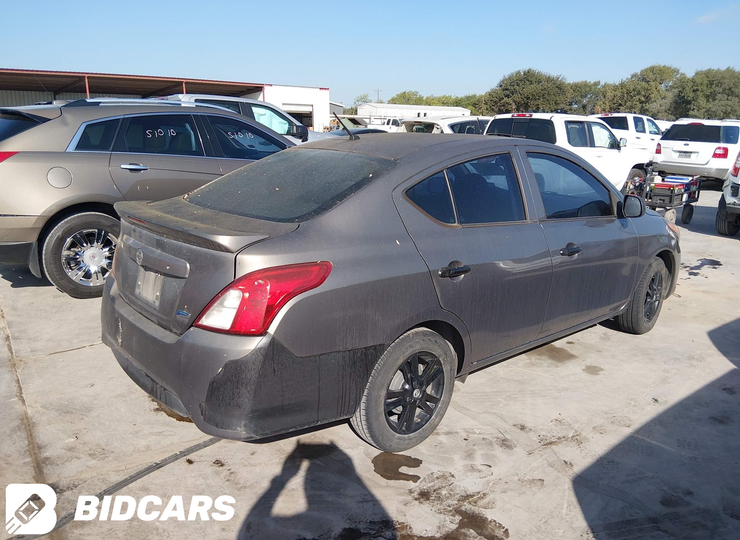 2015 Nissan Versa, 1.6 S+