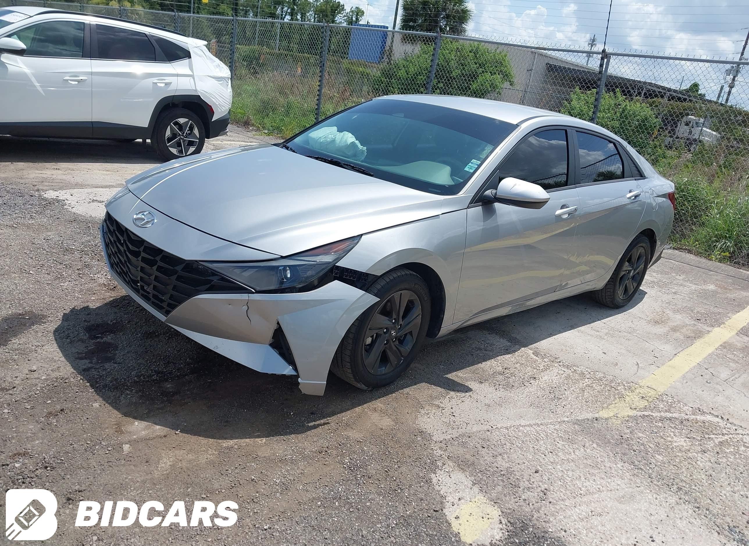 2023 Hyundai Elantra, Sel