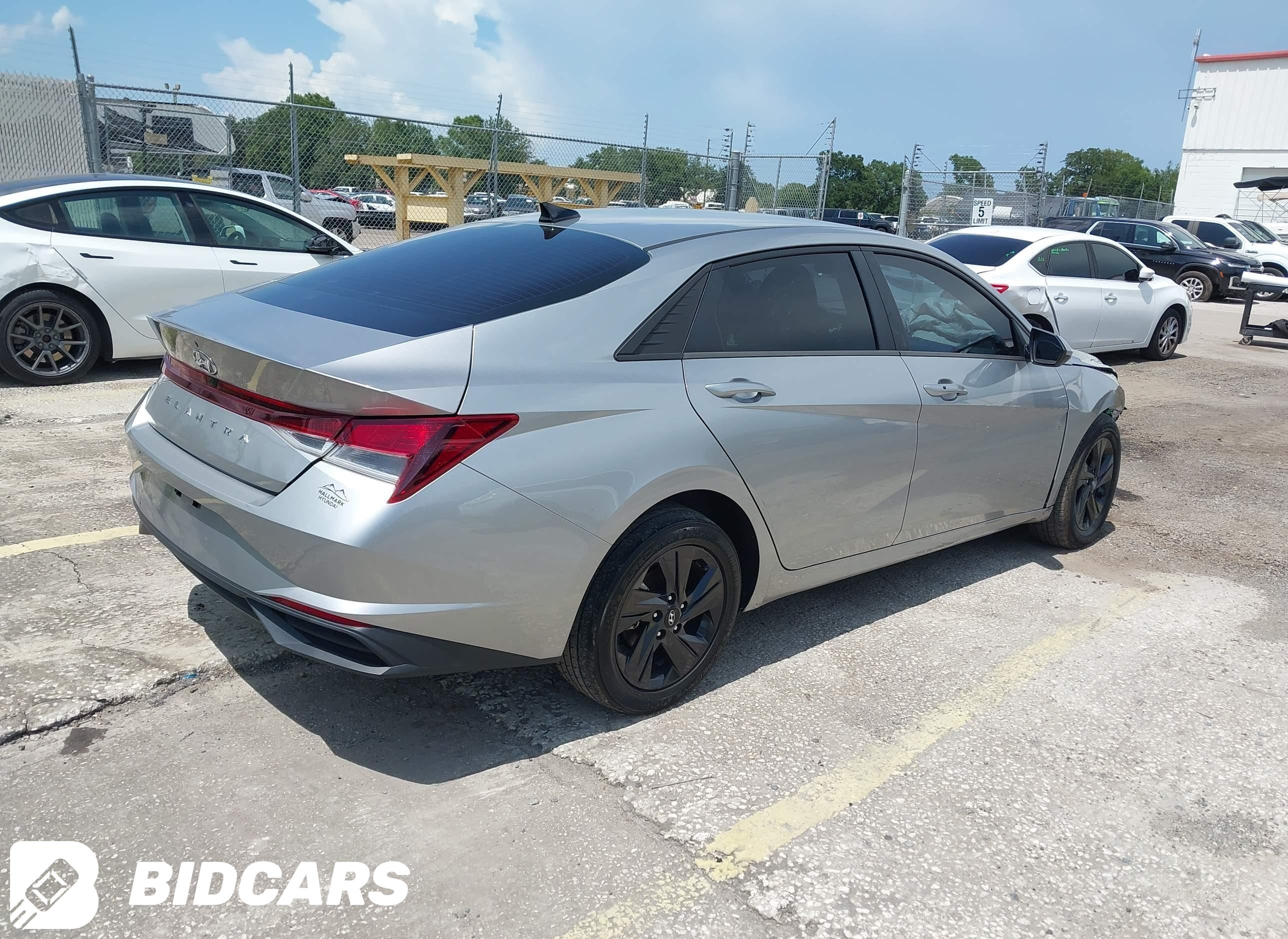 2023 Hyundai Elantra, Sel