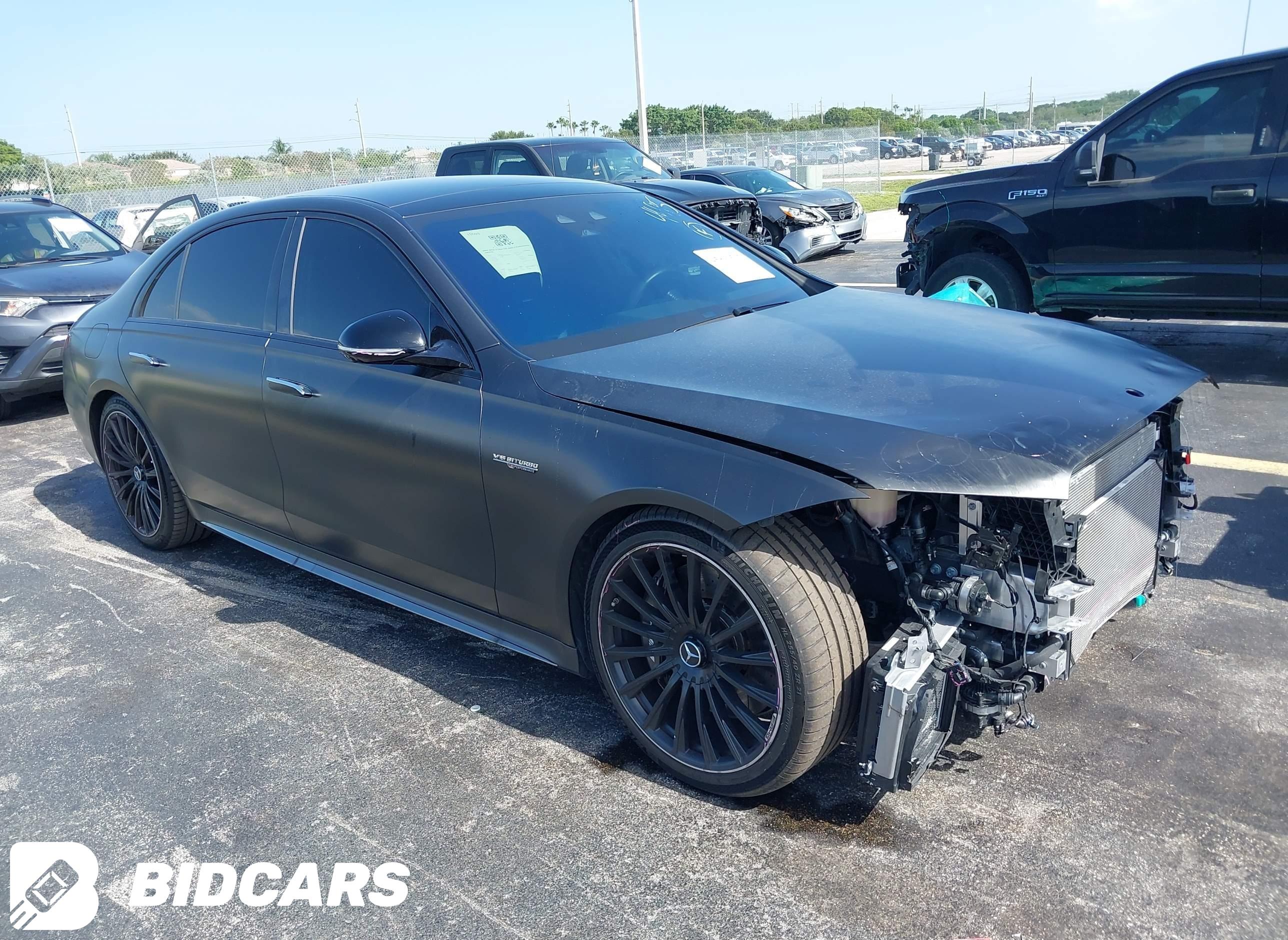 2025 Mercedes-Benz Amg S 63 E...