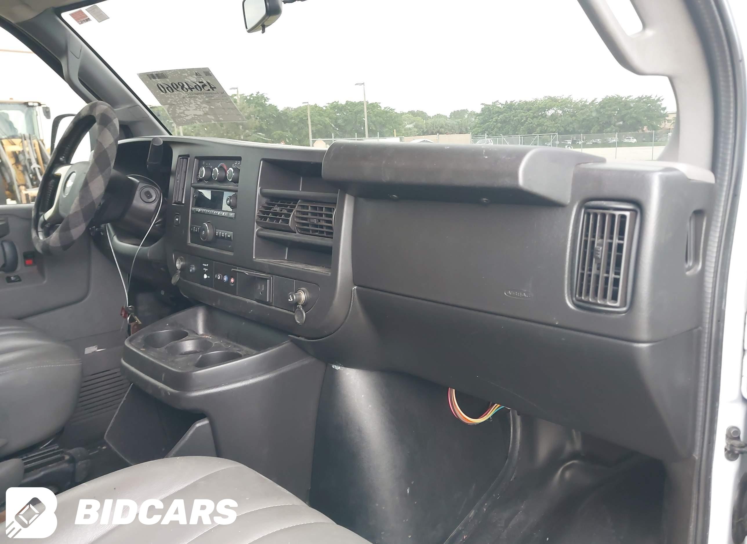 2019 Chevrolet Express 2500,...