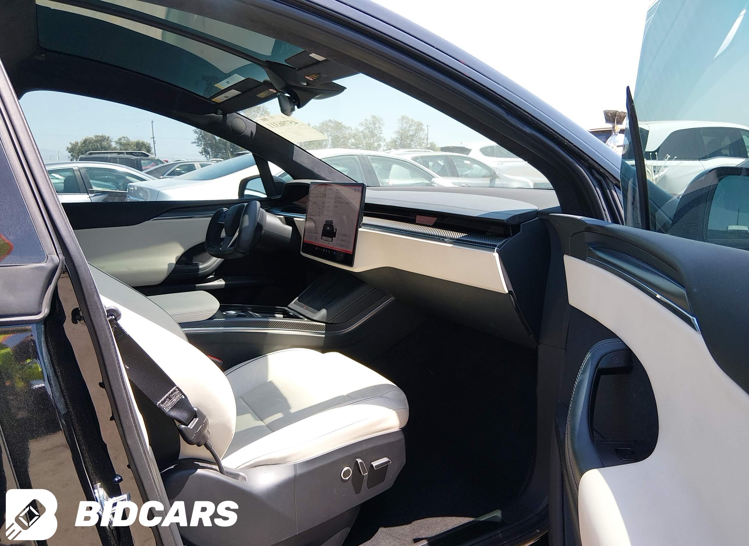 2022 Tesla Model X, Plaid Tri...