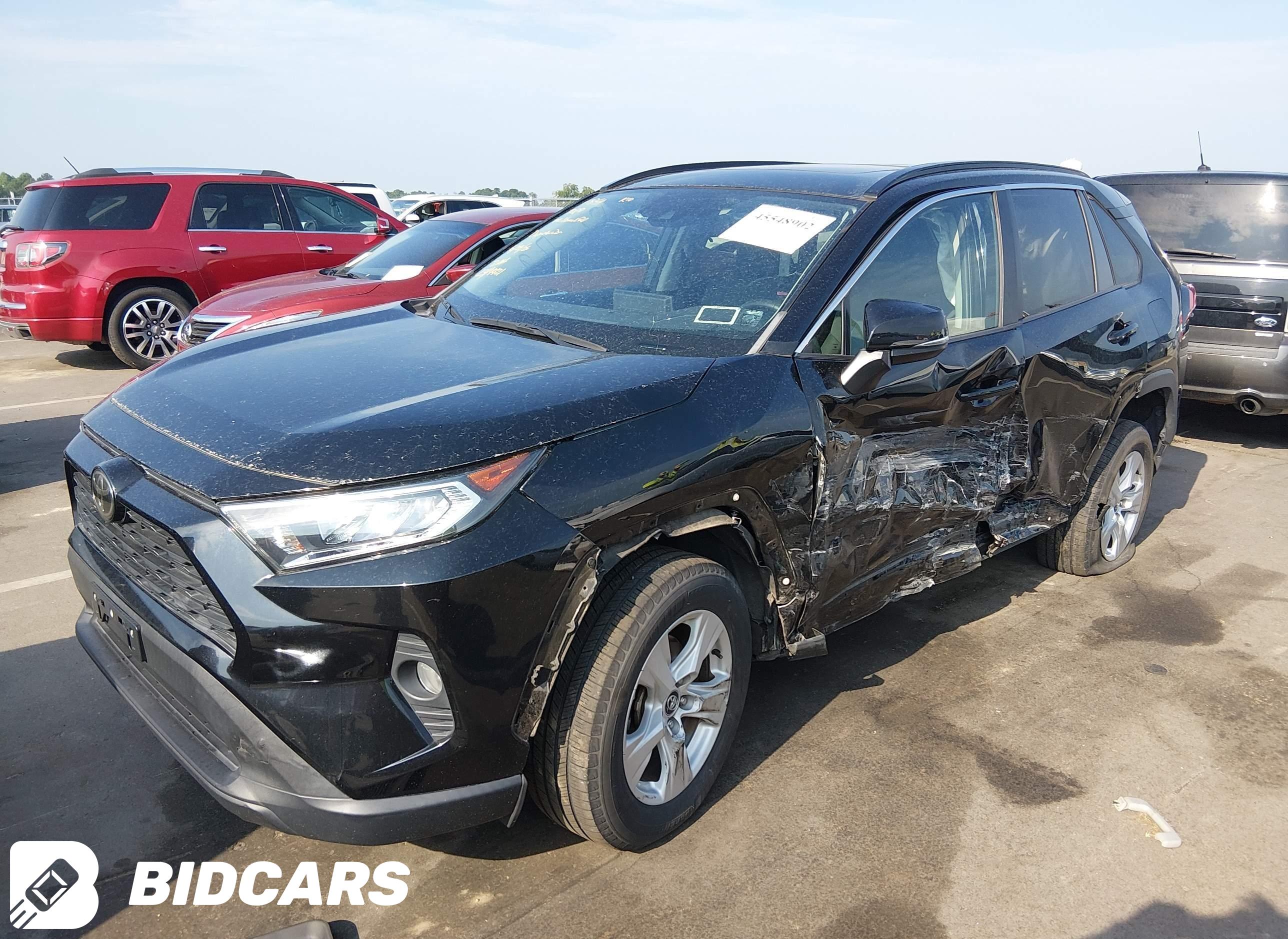 2020 Toyota RAV4, Xle