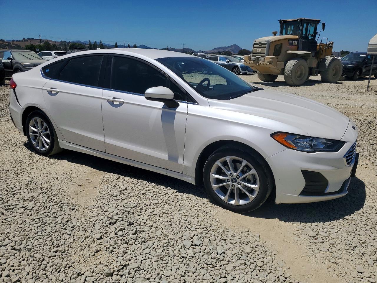 2020 Ford Fusion, SE