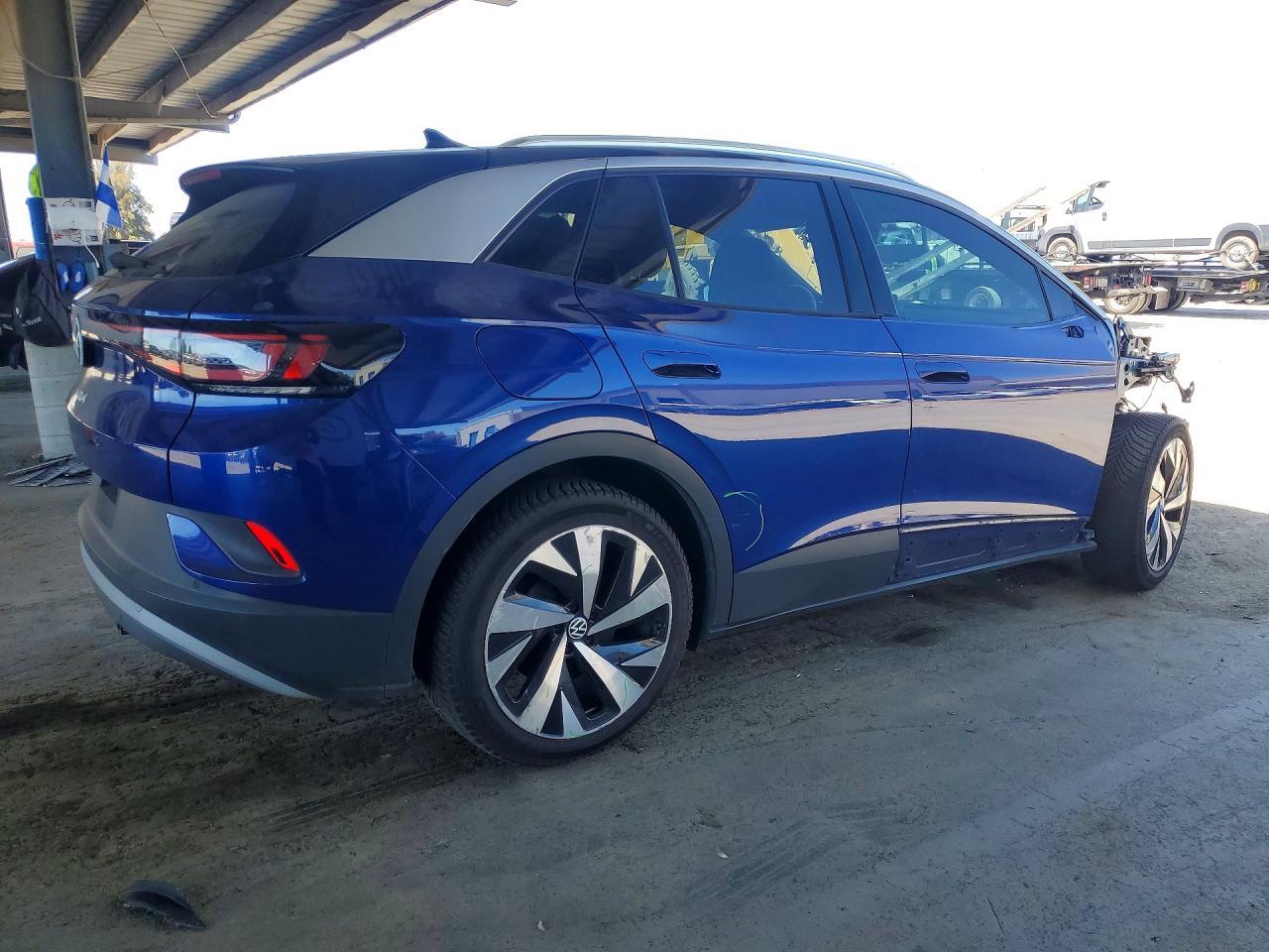 2021 Volkswagen ID.4, First E...