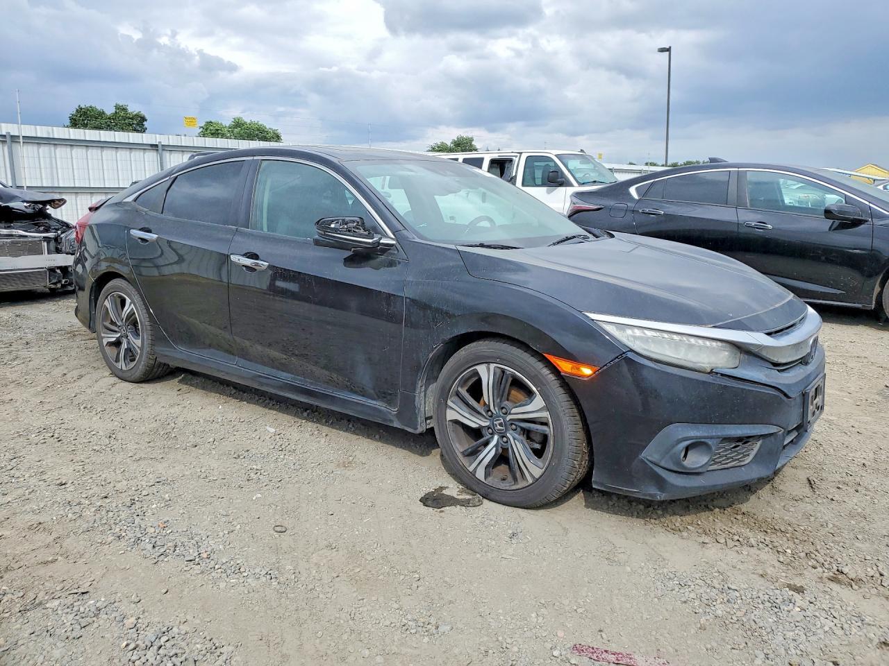2016 Honda Civic, Touring
