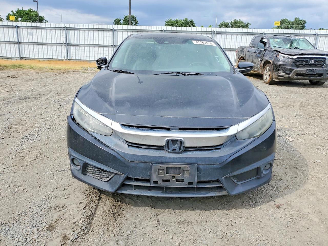 2016 Honda Civic, Touring