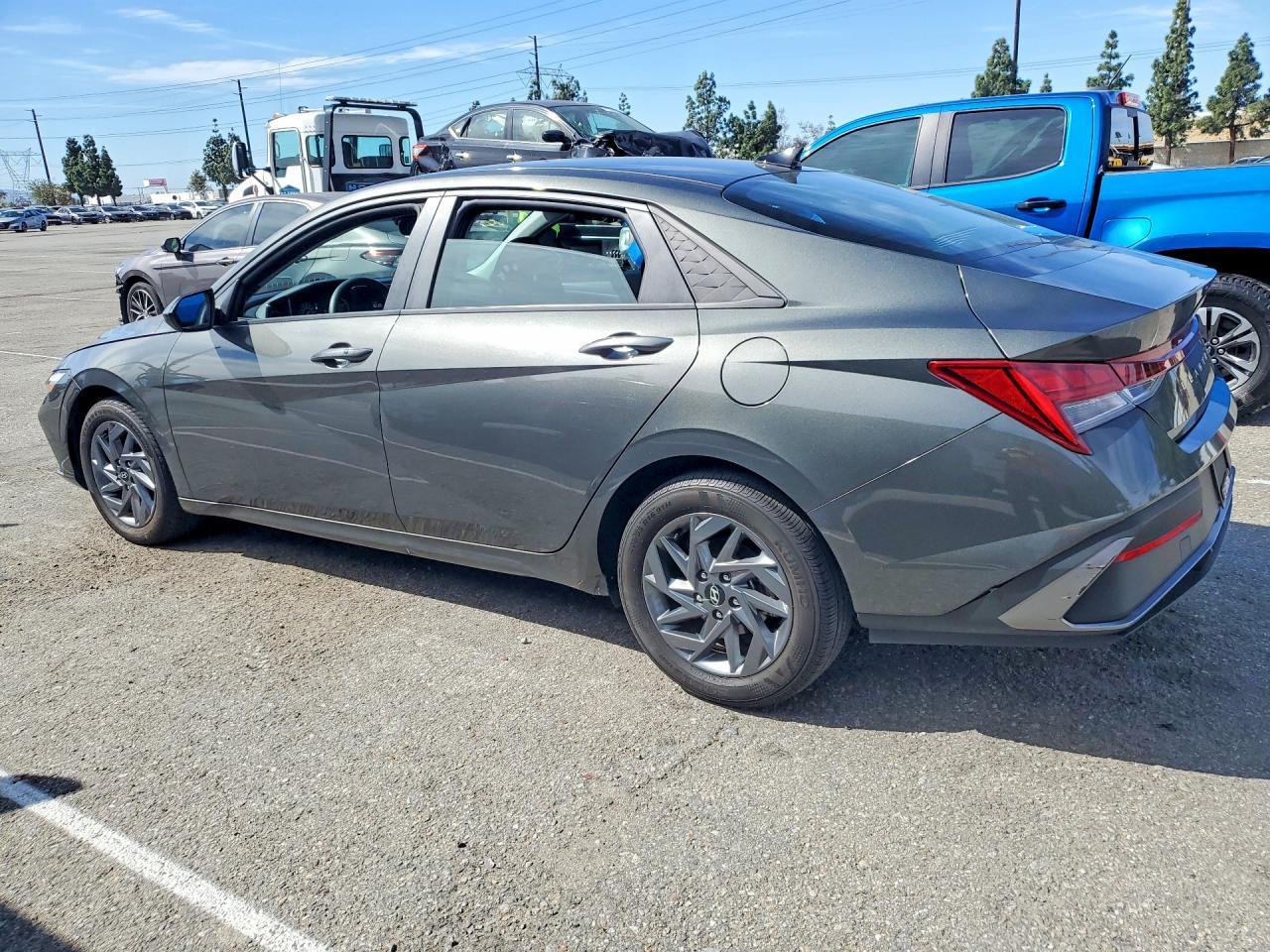2024 Hyundai Elantra, Blue