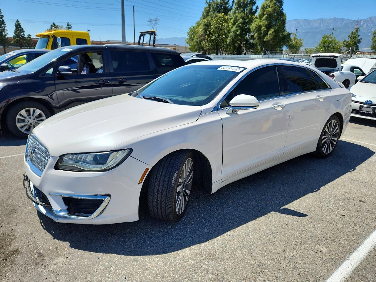 2017 Lincoln MKZ, Reserve