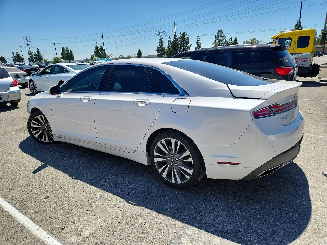 2017 Lincoln MKZ, Reserve