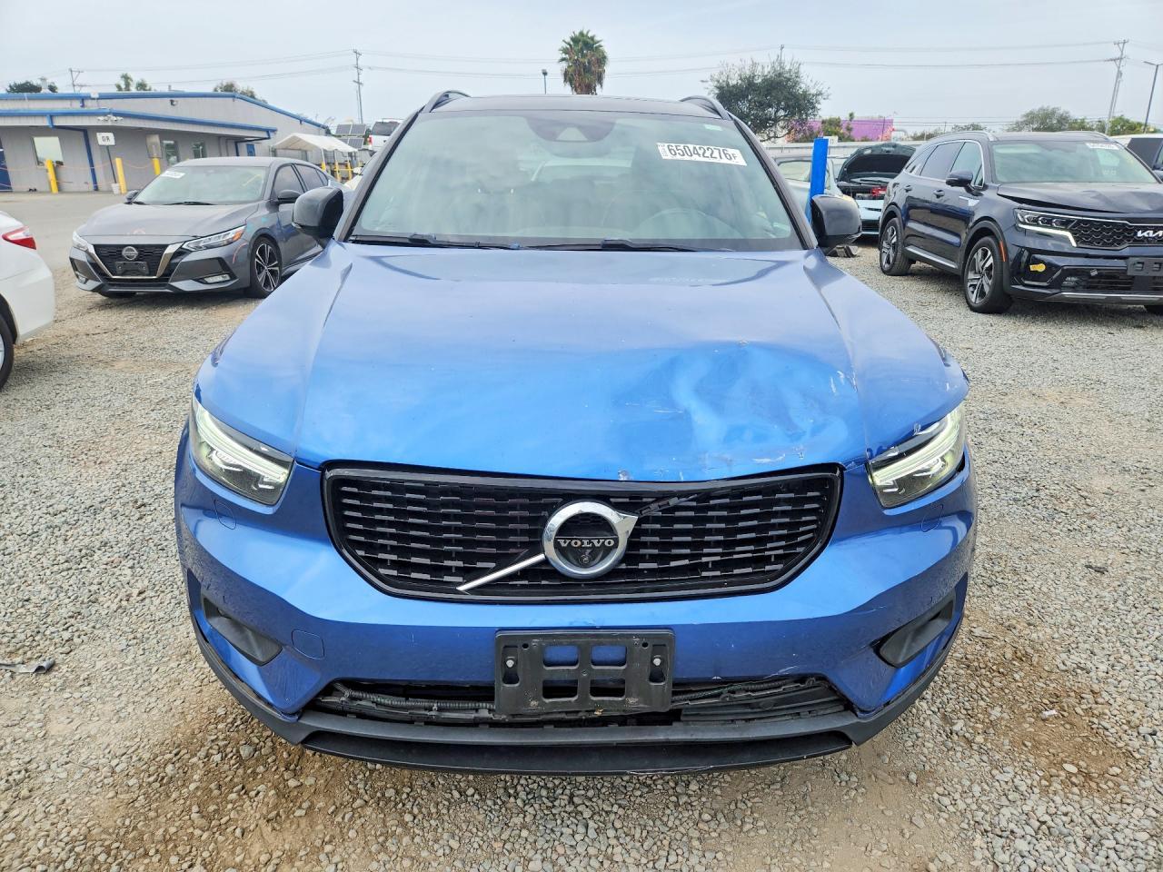 2020 Volvo XC40, T4 R-Design