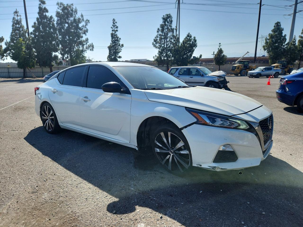 2020 Nissan Altima, SR