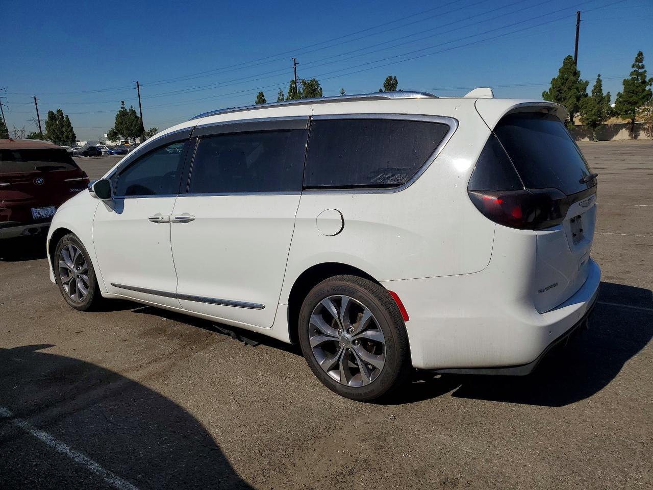 2018 Chrysler Pacifica, Limited