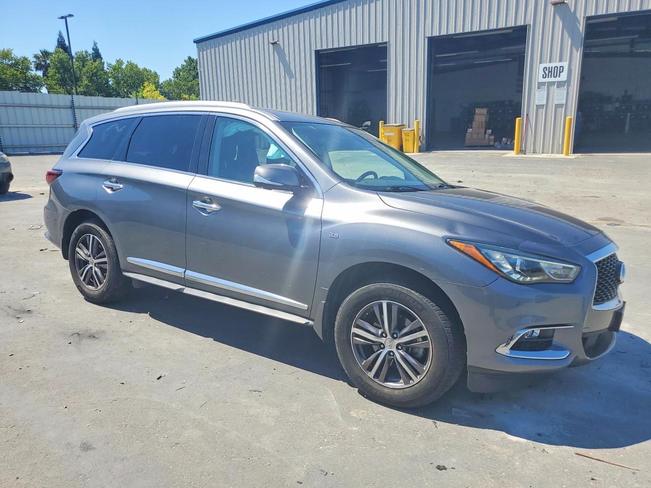 2019 Infiniti QX60, Luxe