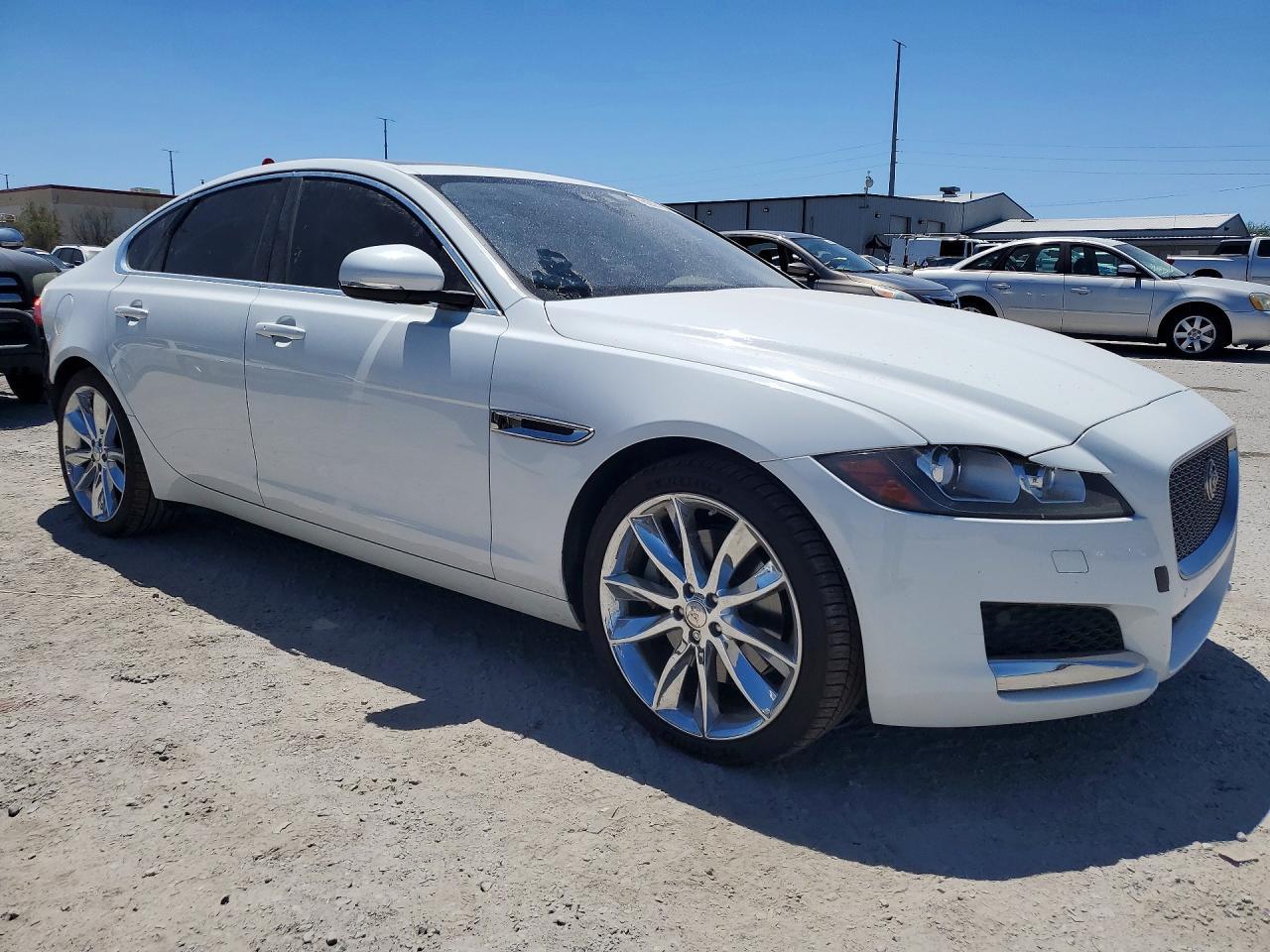 2017 Jaguar XF, Prestige