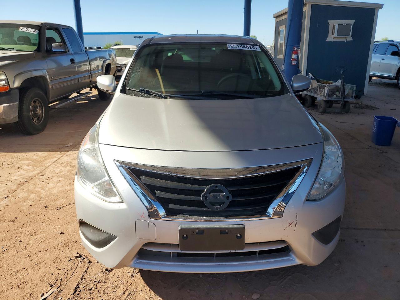2018 Nissan Versa, SV