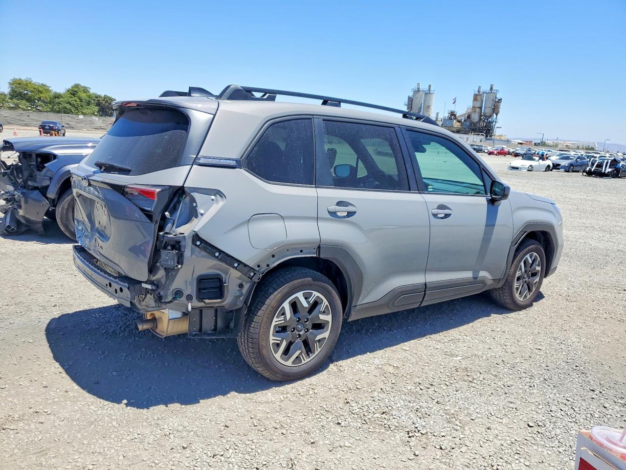 2026 Subaru Forester, Premium