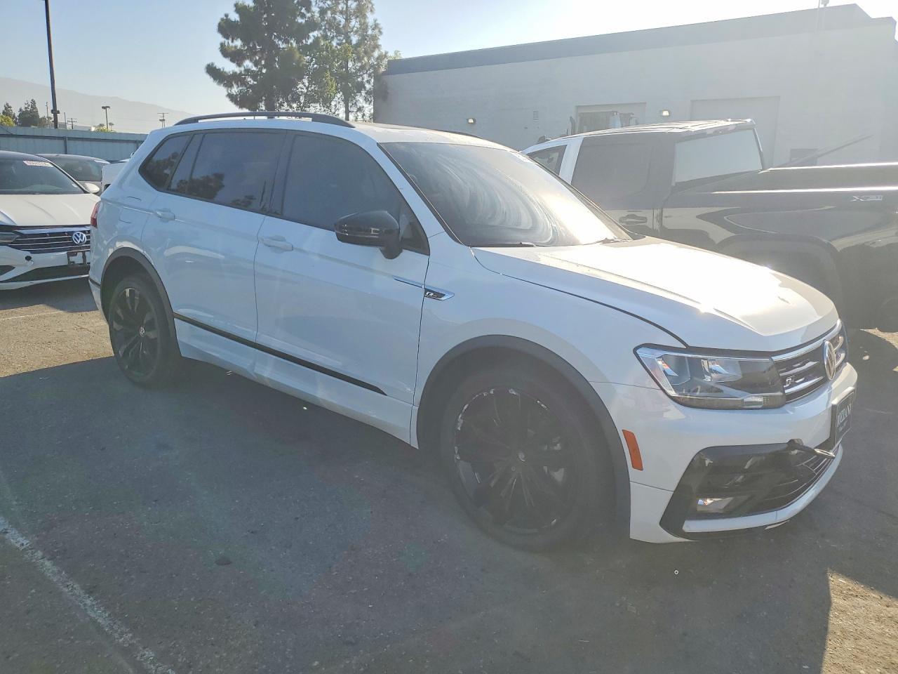 2021 Volkswagen Tiguan, SE