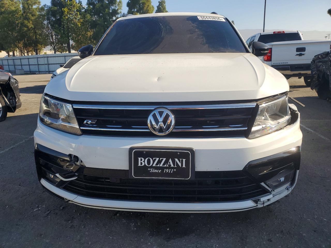 2021 Volkswagen Tiguan, SE
