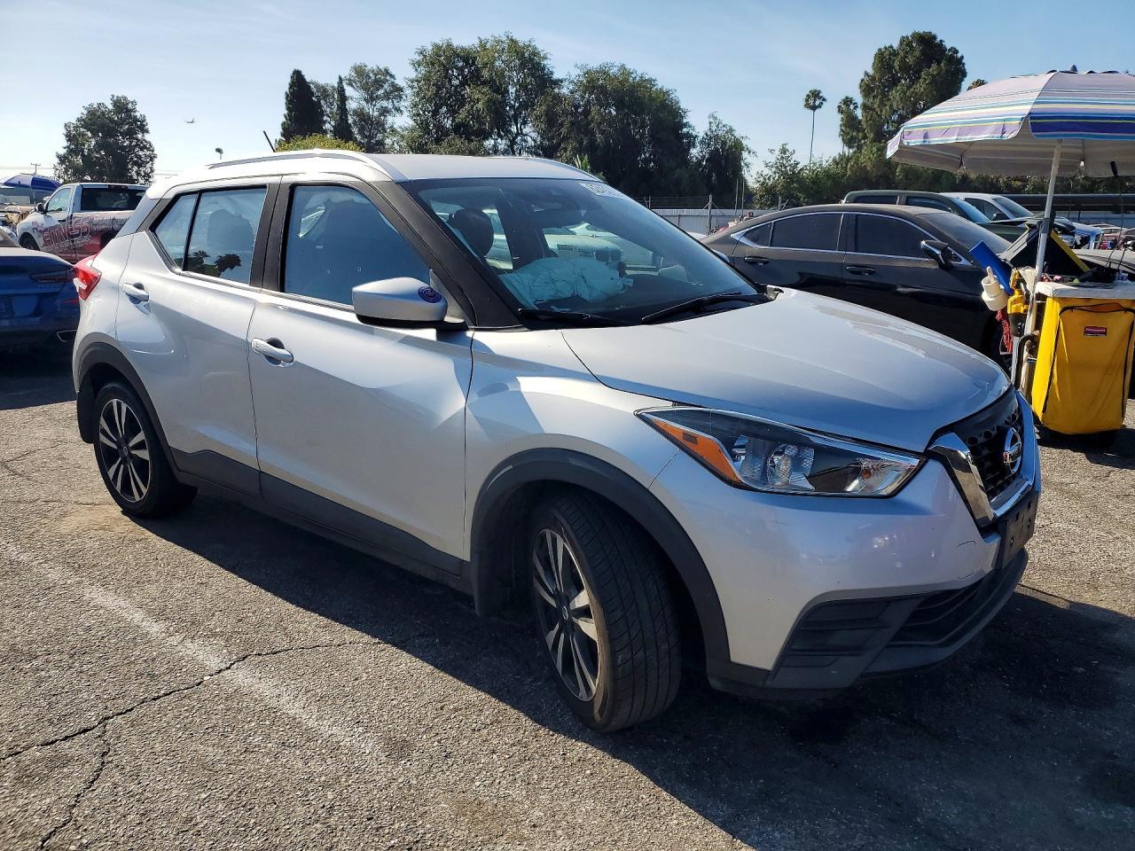 2020 Nissan Kicks, SV