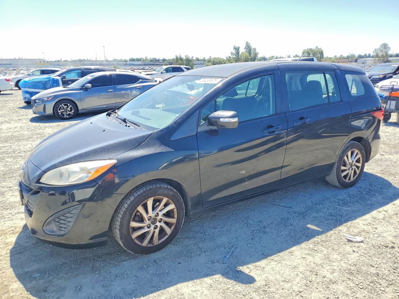 2015 Mazda 5, Sport