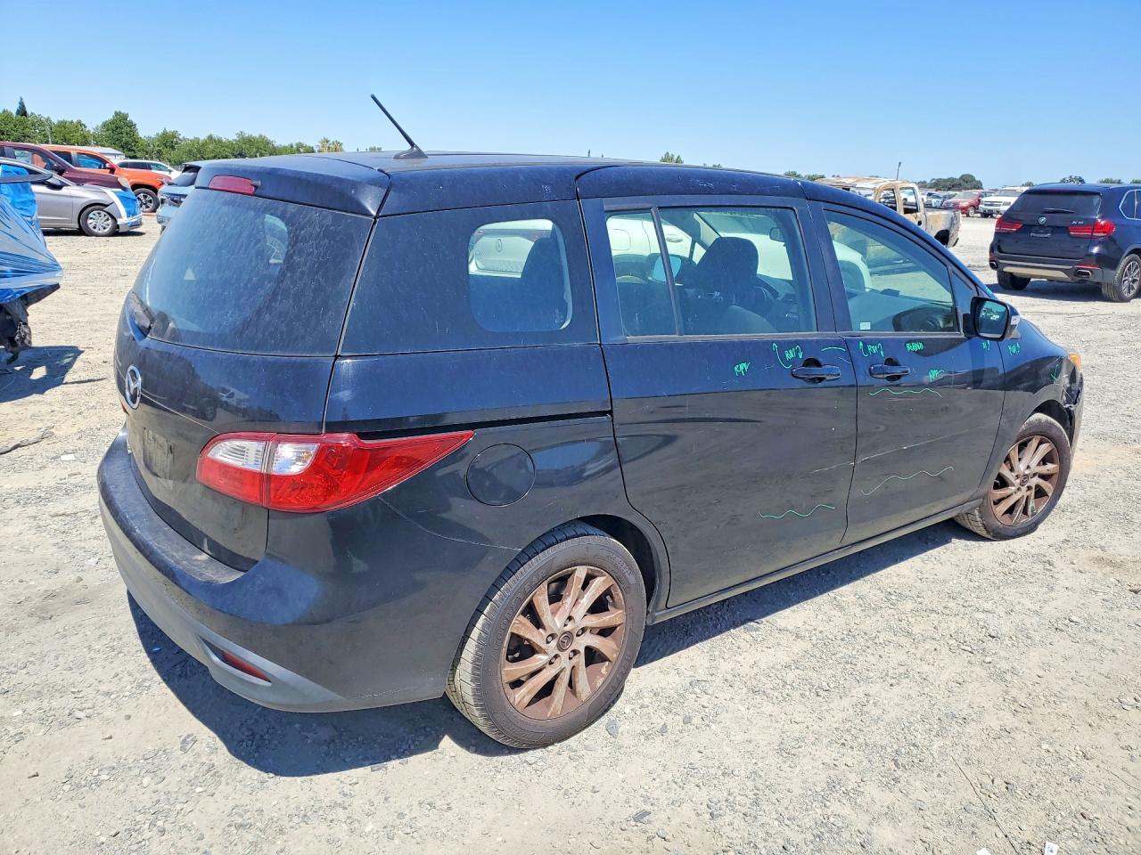 2015 Mazda 5, Sport