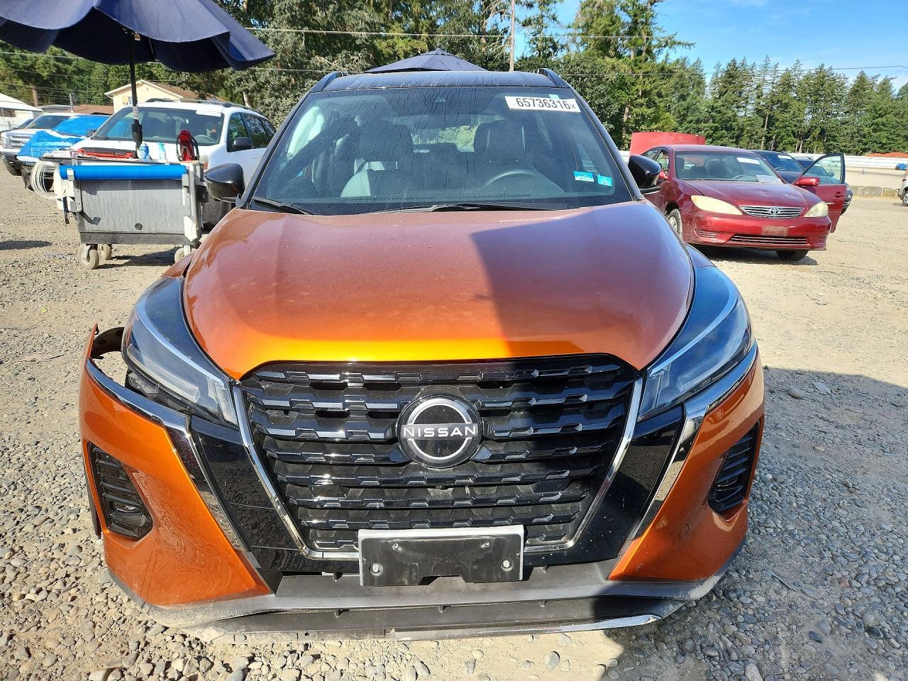 2023 Nissan Kicks, SR