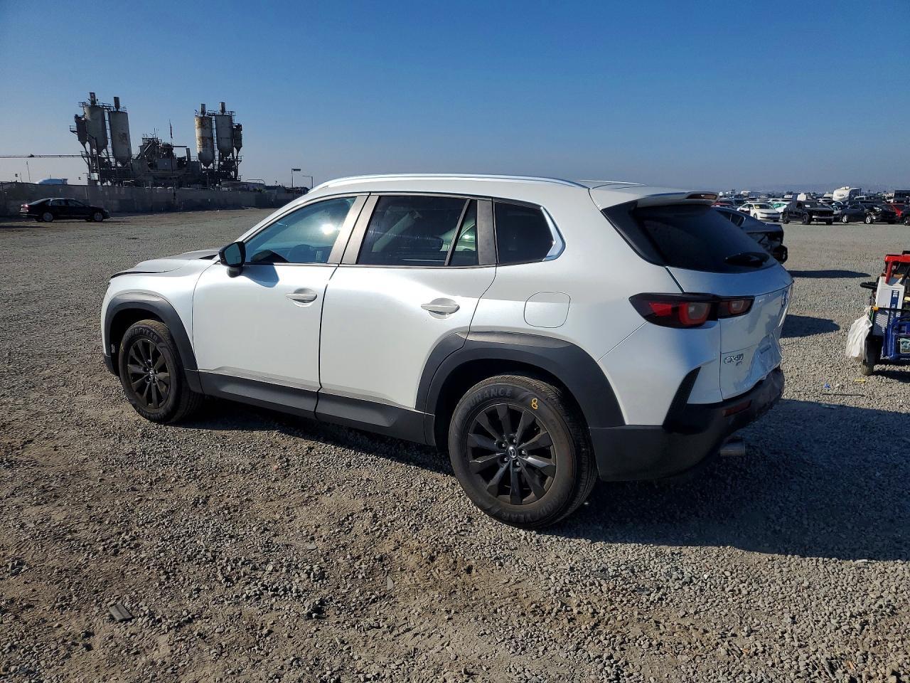 2024 Mazda CX-50, Select