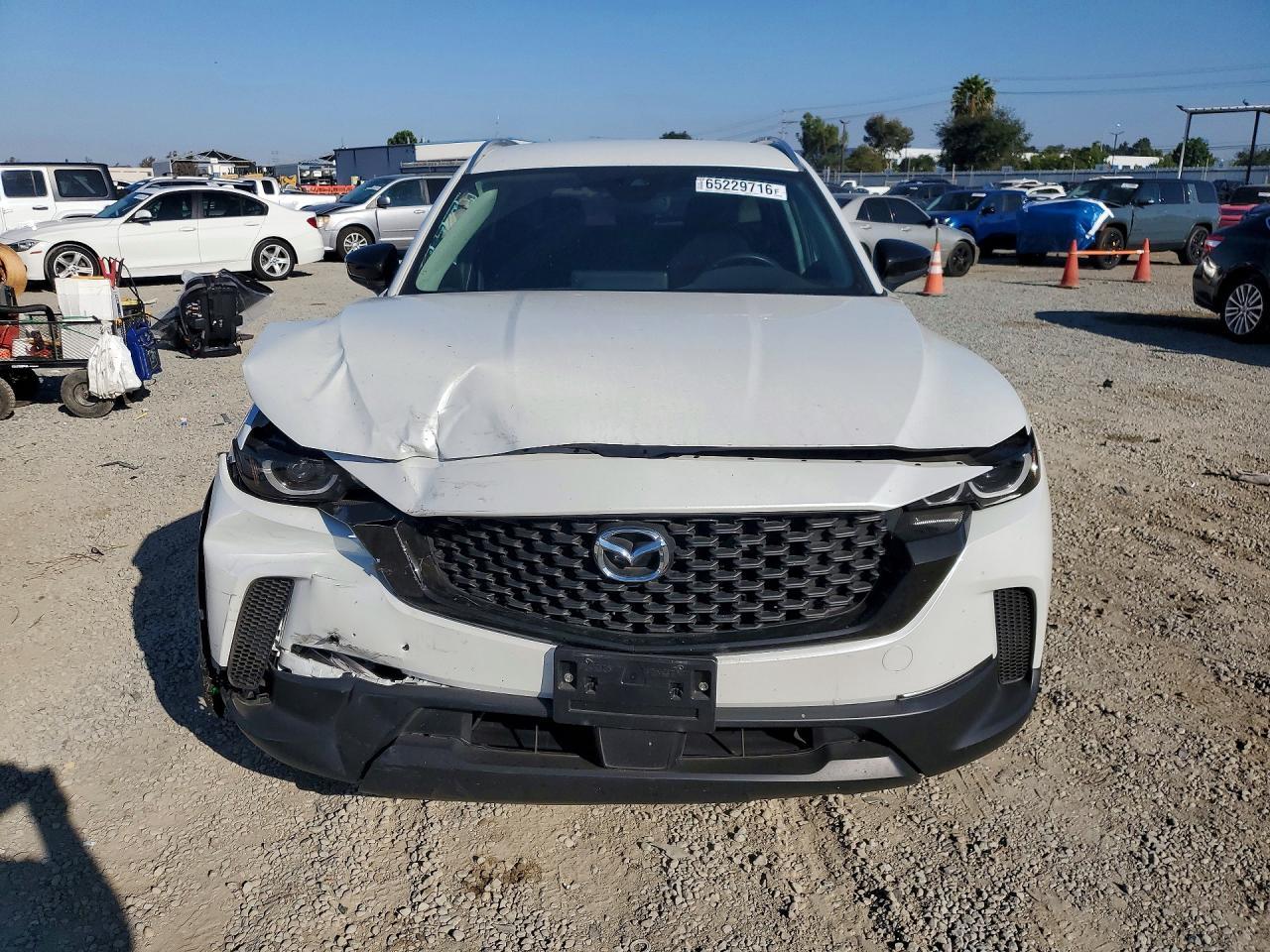 2024 Mazda CX-50, Select