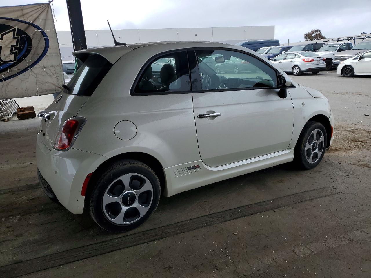 2016 Fiat 500, Electric