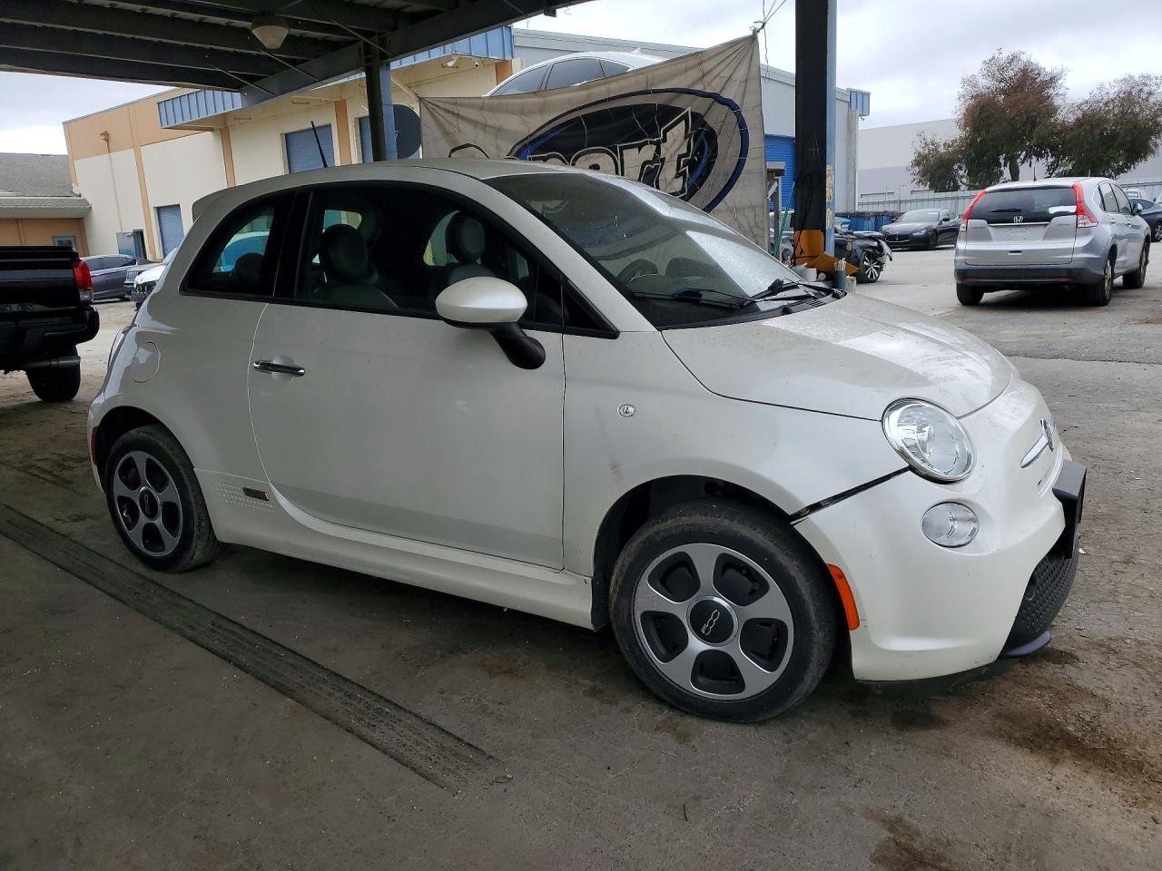 2016 Fiat 500, Electric