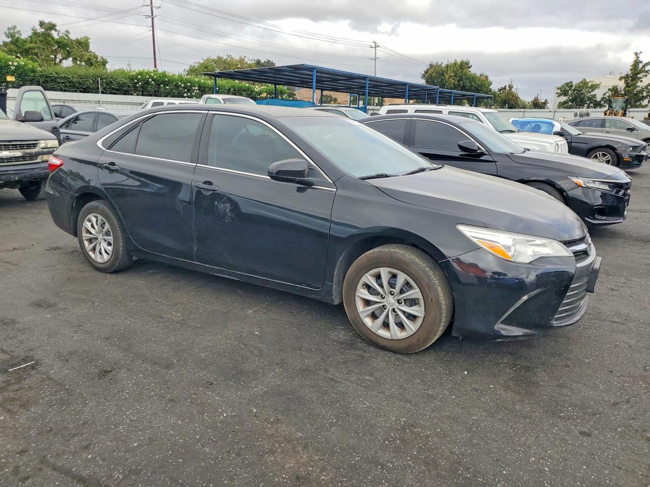 2017 Toyota Camry, LE